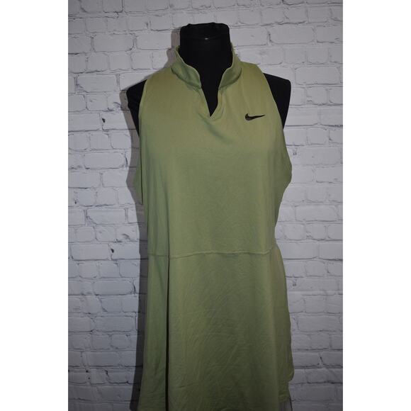Nike Peformance Dress Style Womens Size 1XL 32" Length Dri-Fit Pickleball Tennis - Picture 1 of 7
